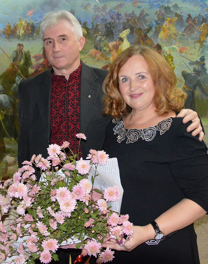 Леся Романчук з чоловіком Тарасом Коковським після виступу в музеї «Зборівська битва» на Тернопіллі